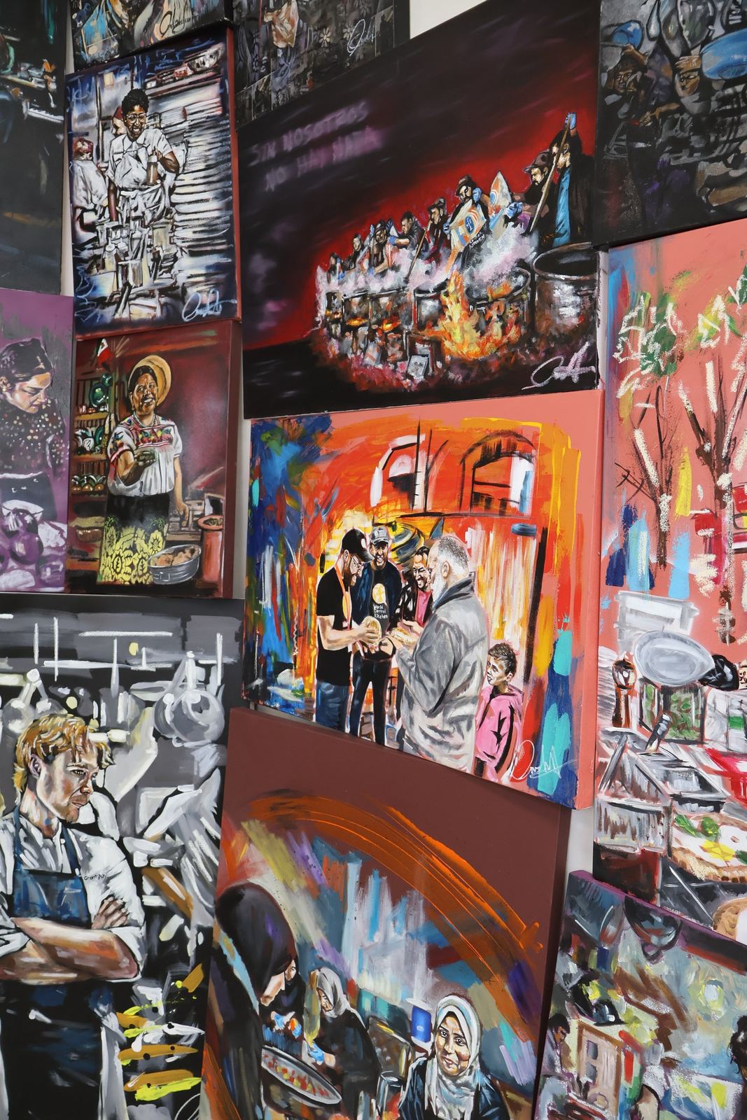Fine art canvas by Andres Gallardo